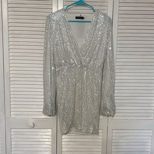 NWT sequin long sleeve mini dress